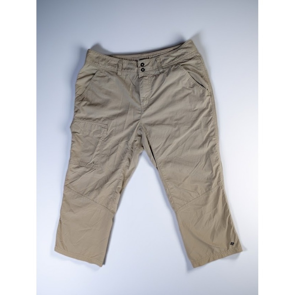 Columbia Omni-Shade Tan Hiking Capri Pants Women's 8 Cargo Lightweight Khaki